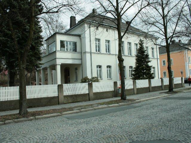 045.JPG