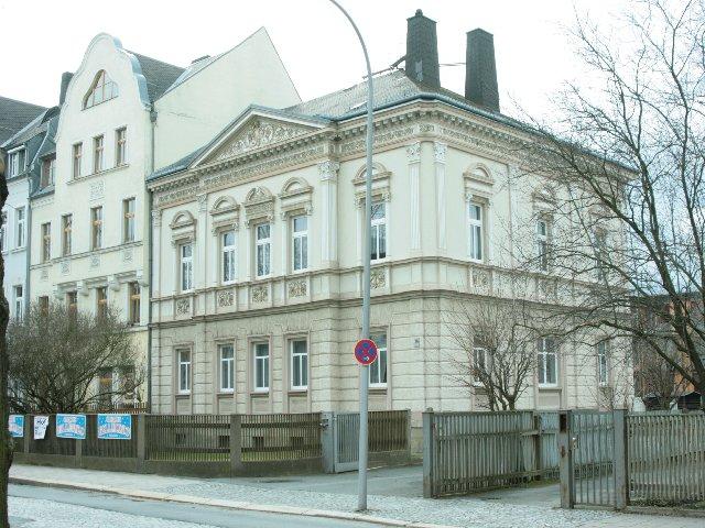 047.JPG