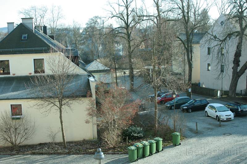 073.JPG